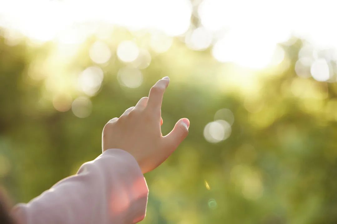 员工随笔丨喂，，，，，，，，中幼年女！