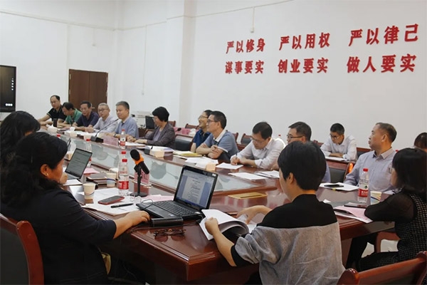 千亿国际集团与广东工贸学院相助开展现代学徒制班试点接受教育部验收